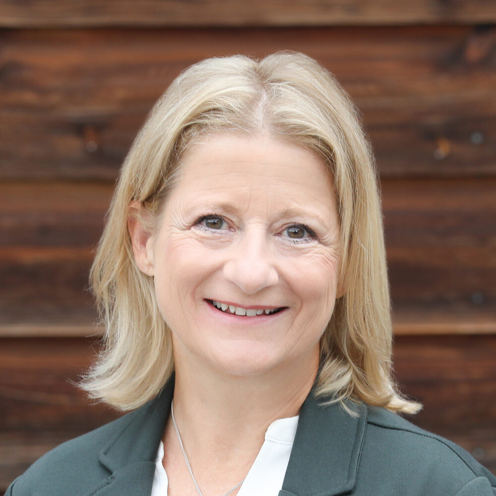 FMZug Esther Dunn